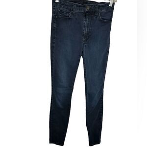 Joes denim size 26 pre/ loved condition  High rise skinny.